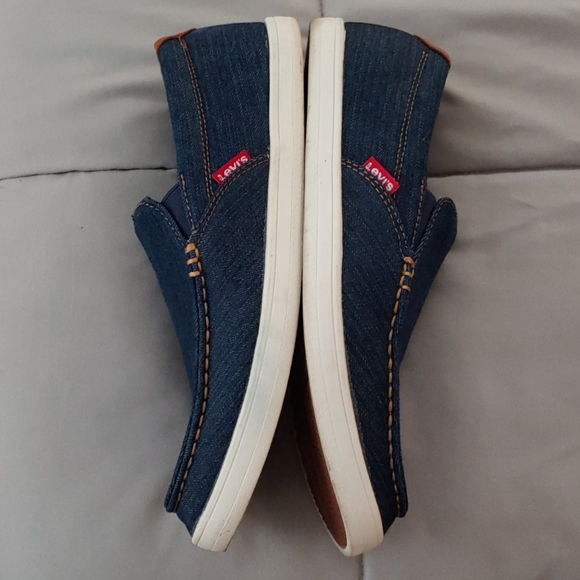 Levi's Slip on casual shoes - Picture 4 of 6